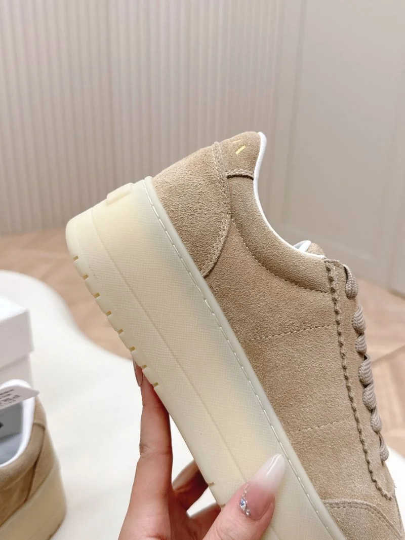 Sustainable Prada Low Shoes 35110