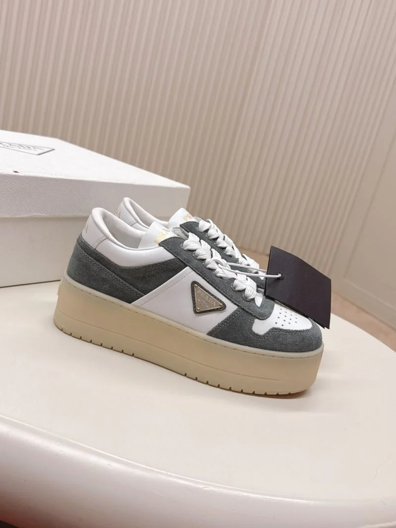 Prada Low Shoes Affordable 35127