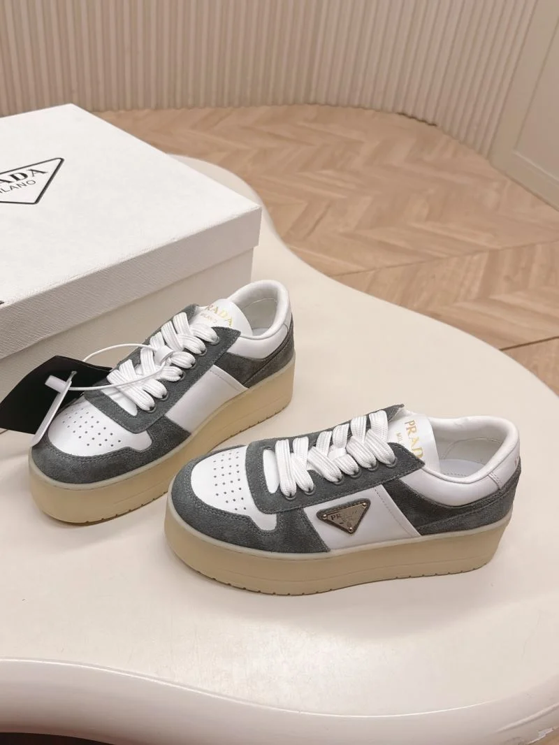 Prada Low Shoes Affordable 35127