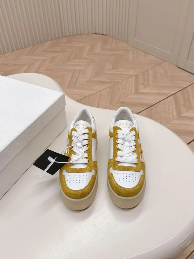 FashionForward Prada Low Shoes 35120