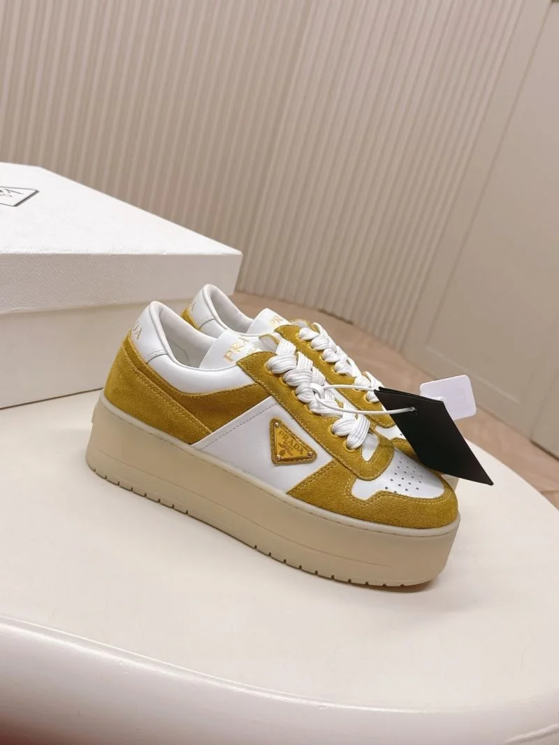 FashionForward Prada Low Shoes 35120