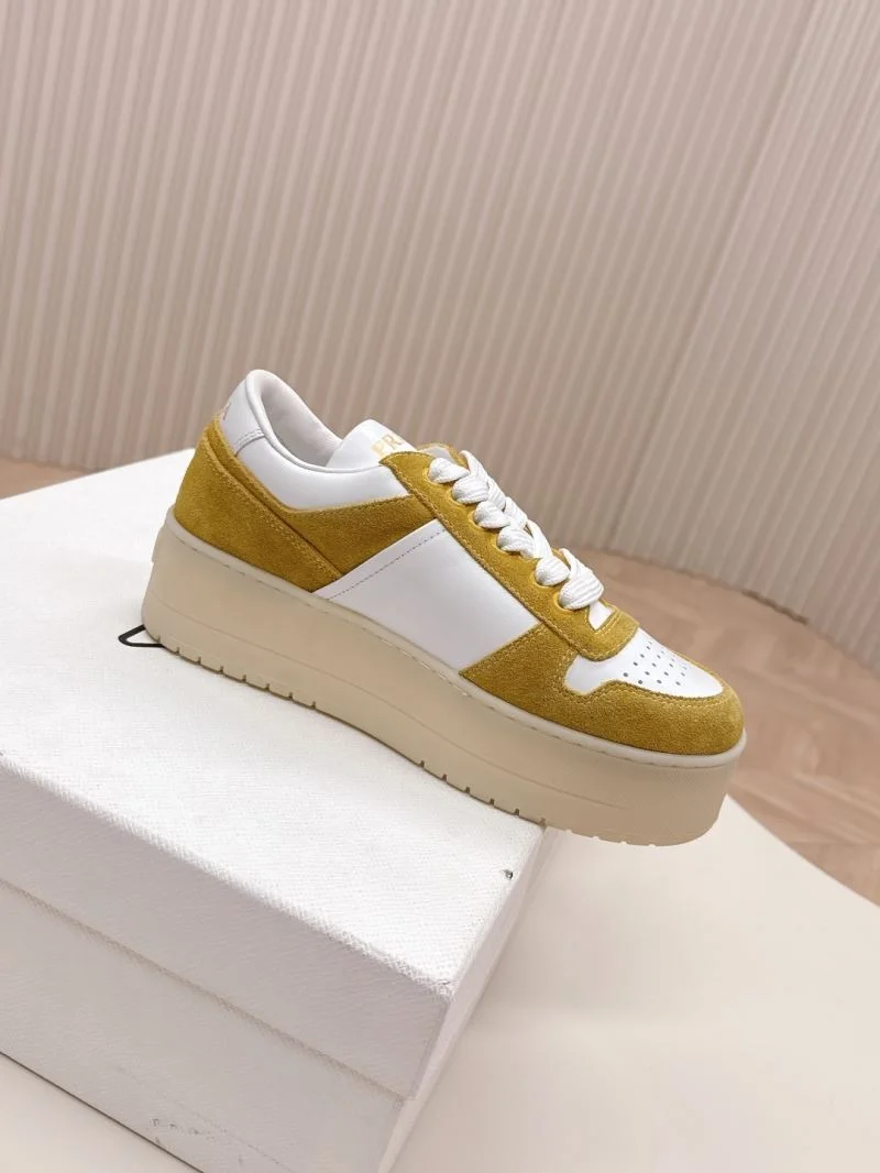 FashionForward Prada Low Shoes 35120