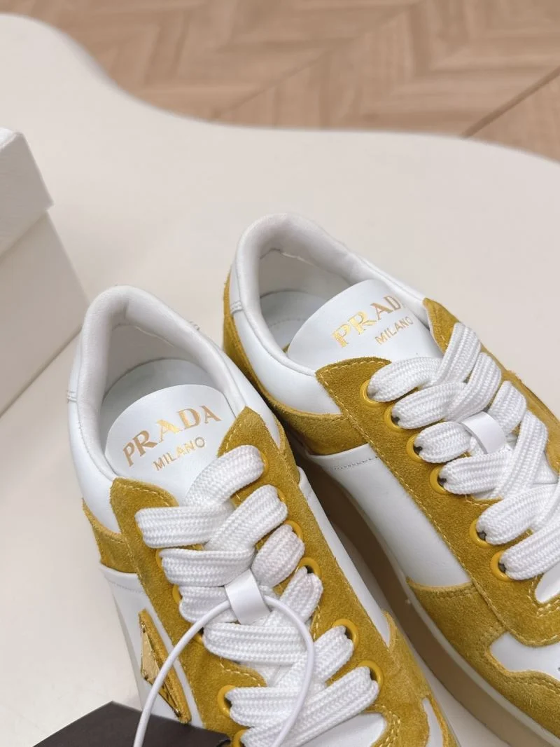 FashionForward Prada Low Shoes 35120