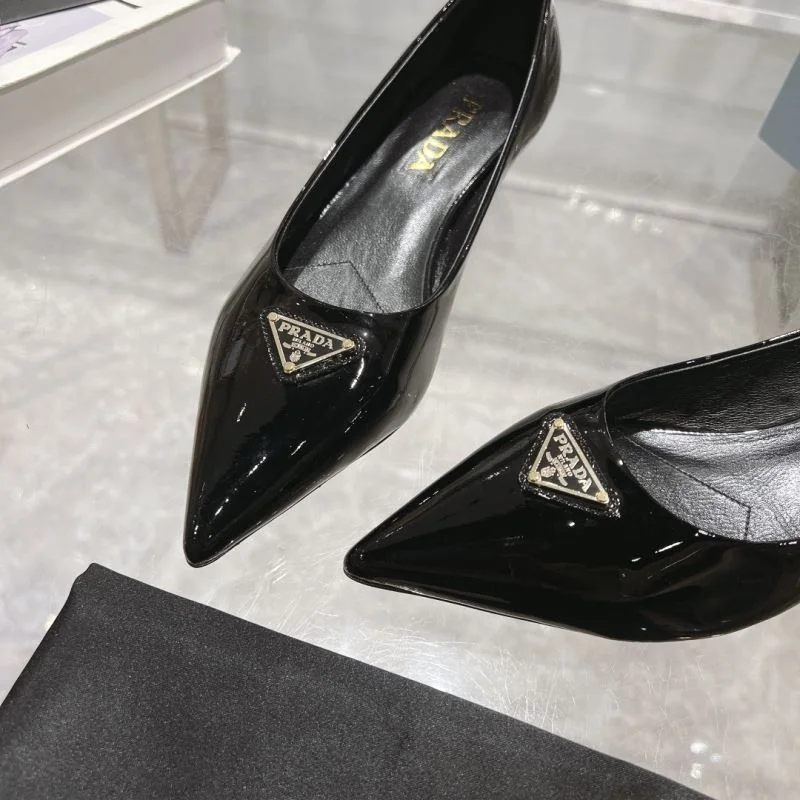 Cozy Prada Low Shoes 35130