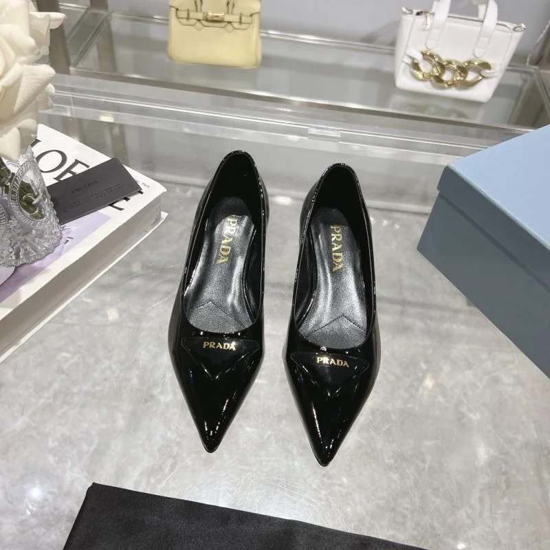 Prada Low Shoes EasyCare 35131