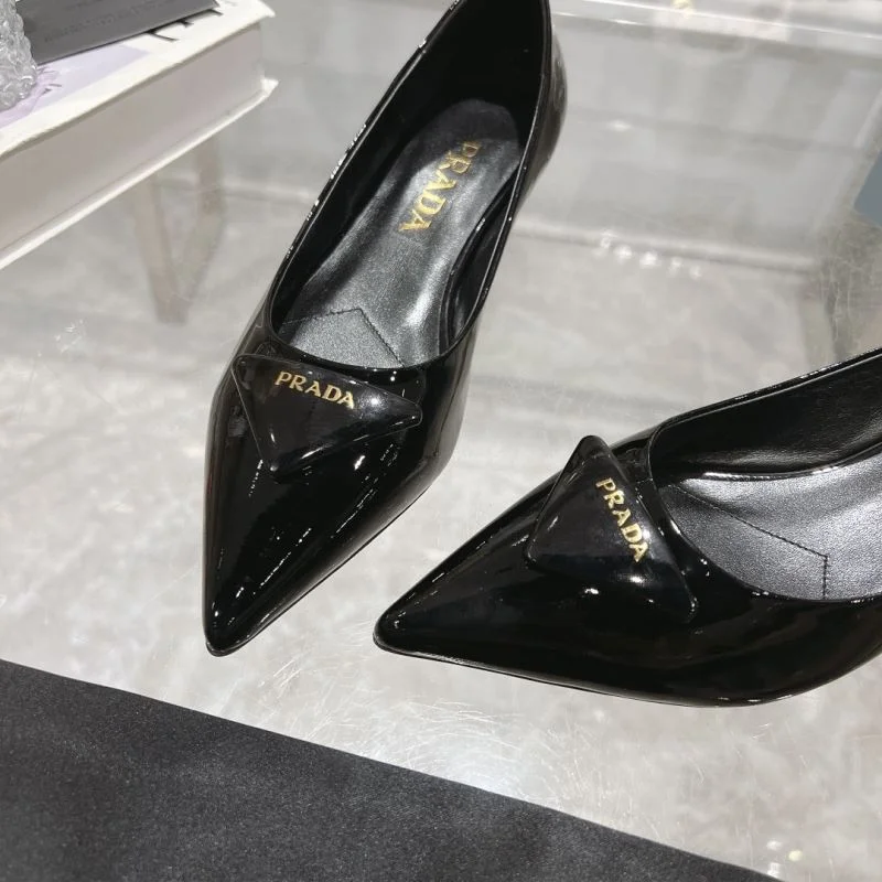 Prada Low Shoes EasyCare 35131
