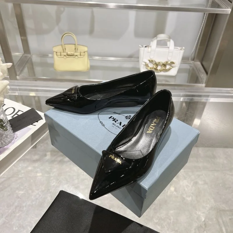 Prada Low Shoes EasyCare 35131