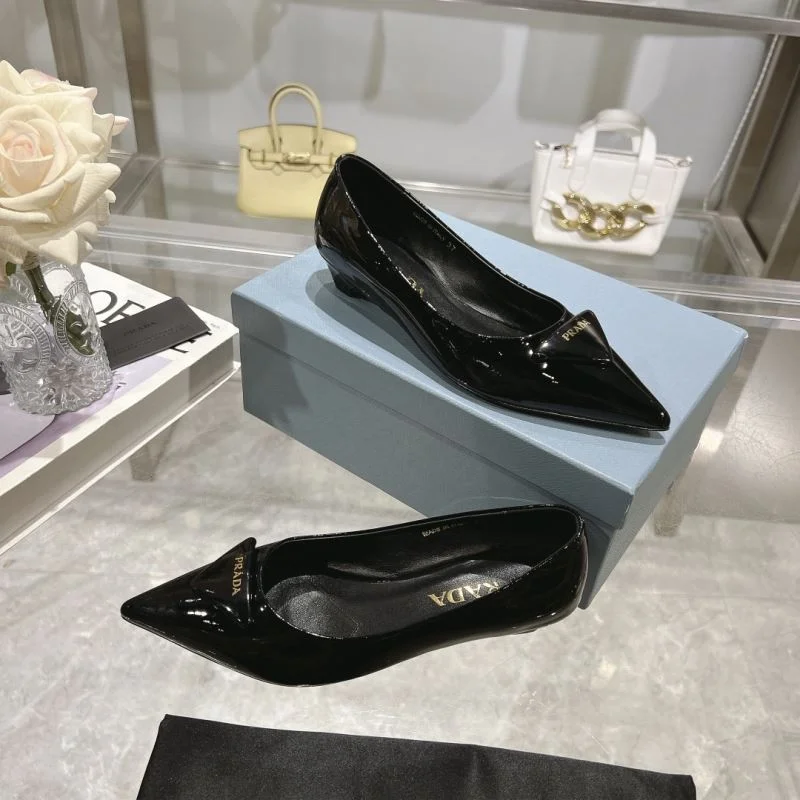 Prada Low Shoes EasyCare 35131
