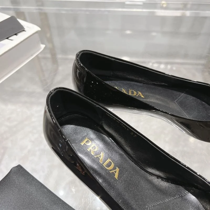 Prada Low Shoes EasyCare 35131