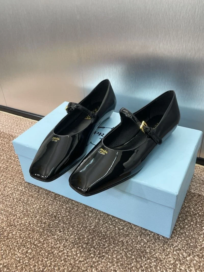 Prada Low Shoes FastDry 35128