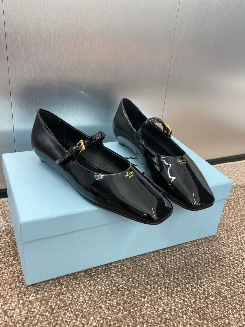 Prada Low Shoes FastDry 35128