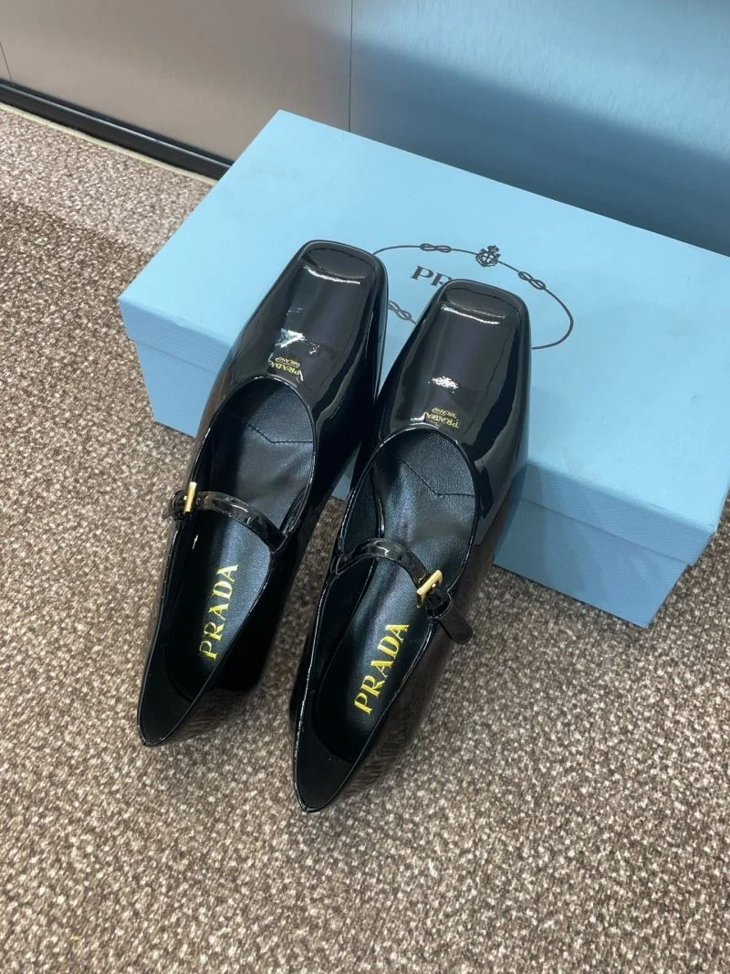 Prada Low Shoes FastDry 35128