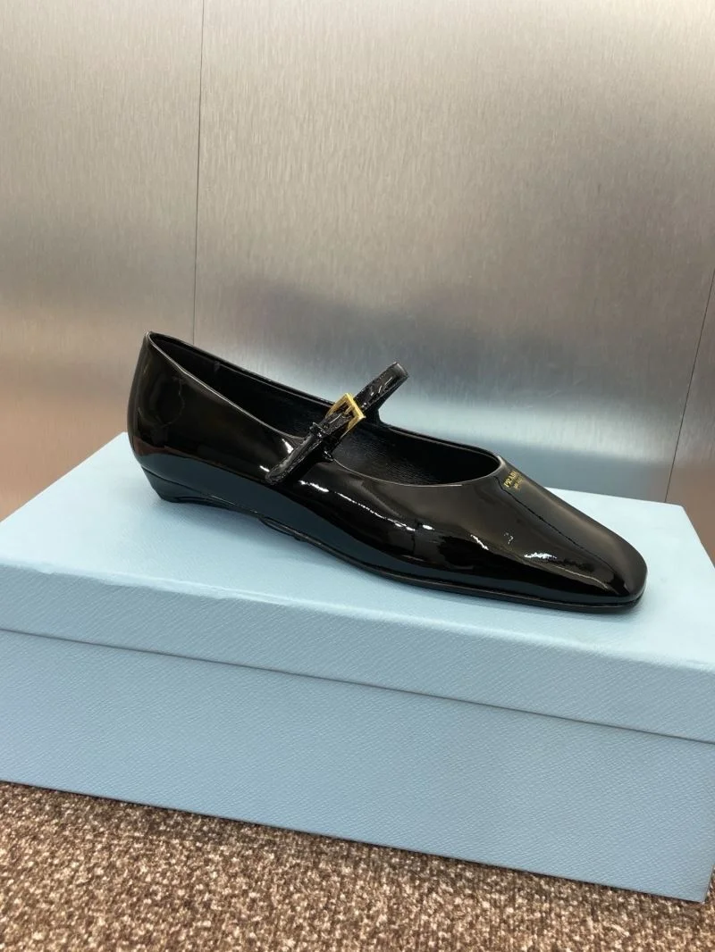 Prada Low Shoes FastDry 35128
