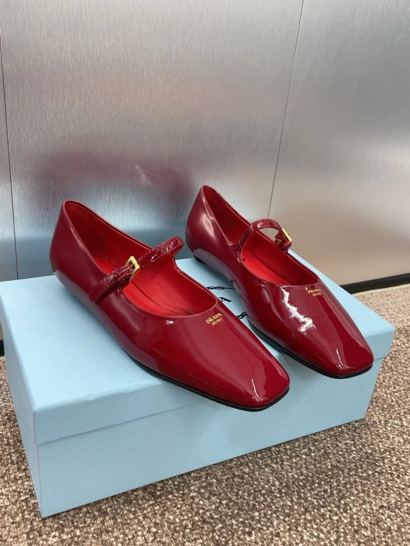 DailyWear Prada Low Shoes 35119