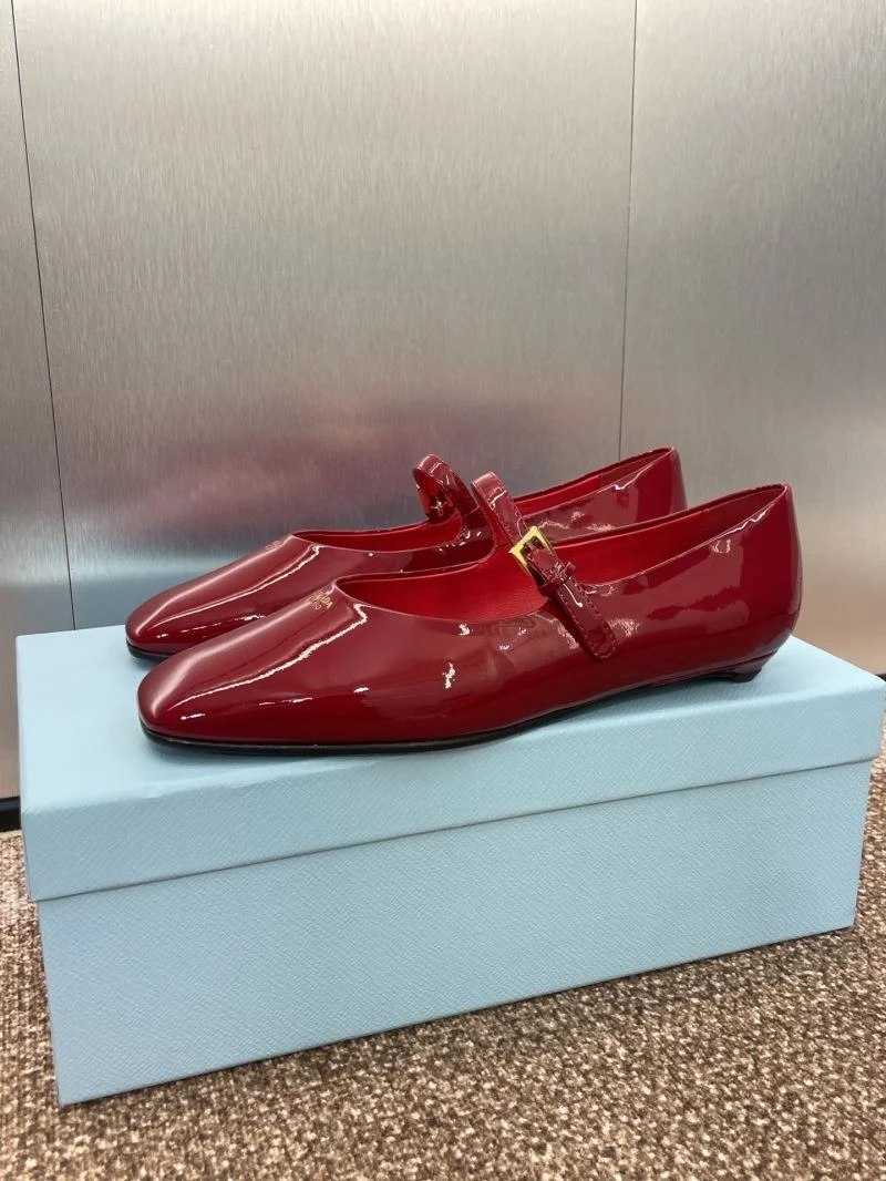 DailyWear Prada Low Shoes 35119
