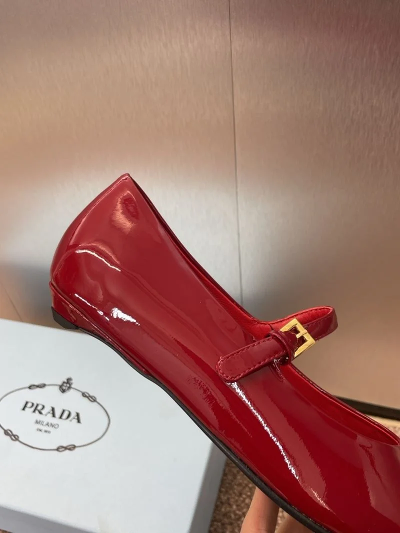 DailyWear Prada Low Shoes 35119