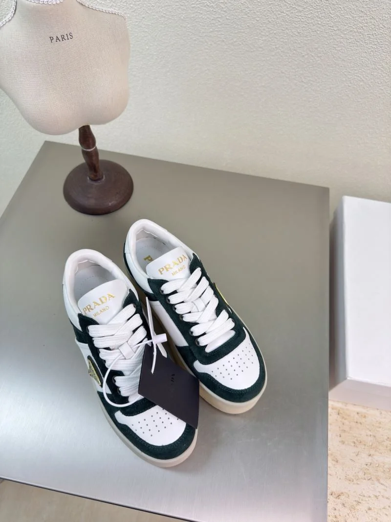 Prada Low Shoes Compact 35115