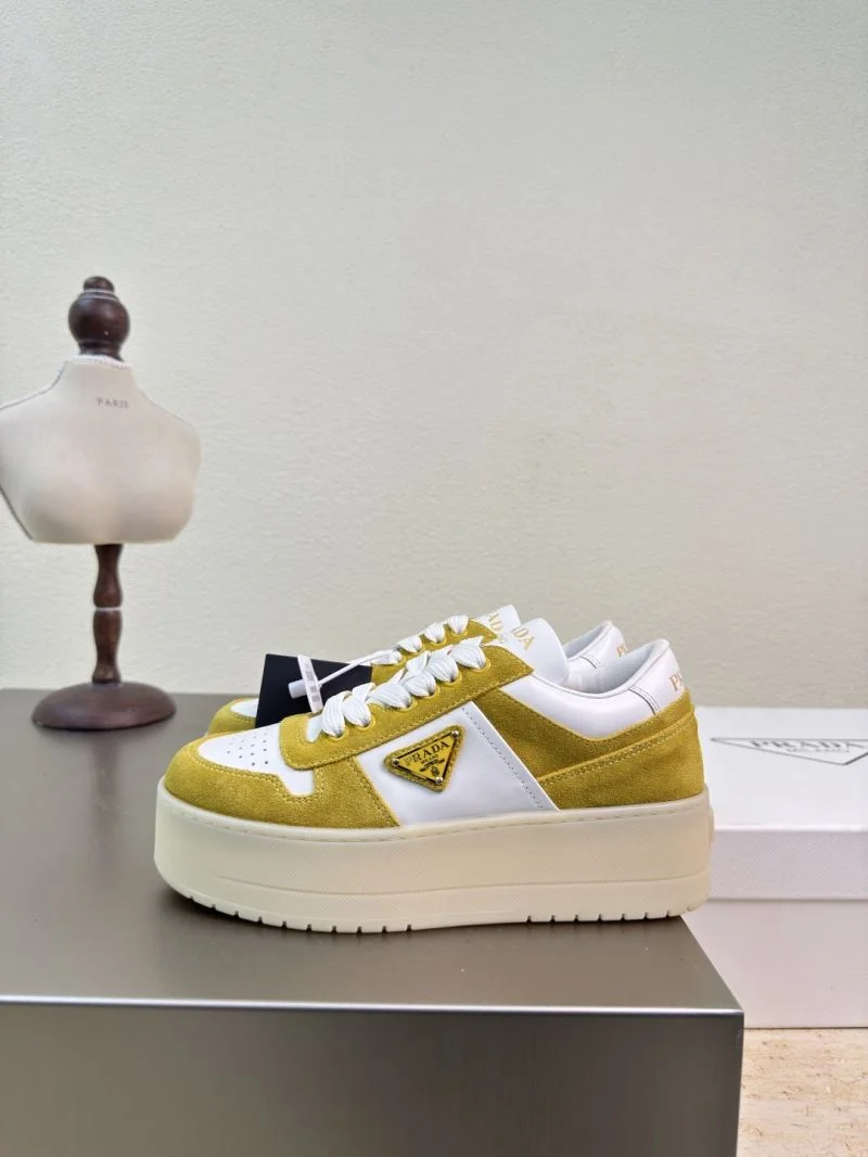 Prada Low Shoes Breathable 35109