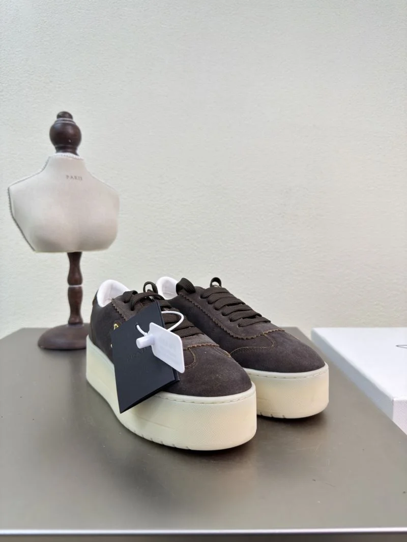 Prada Low Shoes FlexibleFit 35129