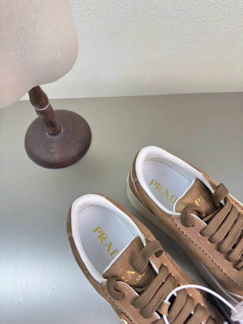 Prada Low Shoes GoAnywhere 35102