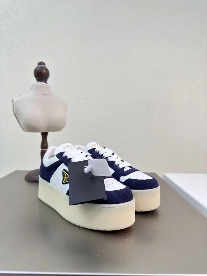 Prada Low Shoes GoAnywhere 35123