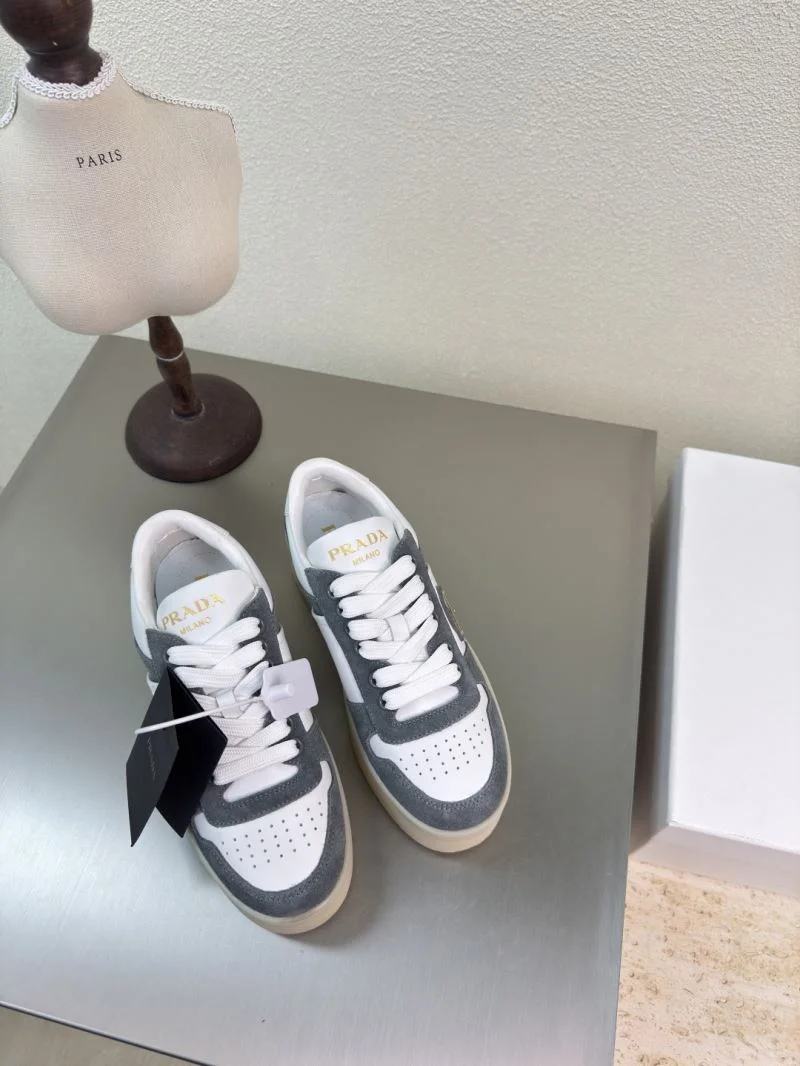 SmartChoice Prada Low Shoes 35106