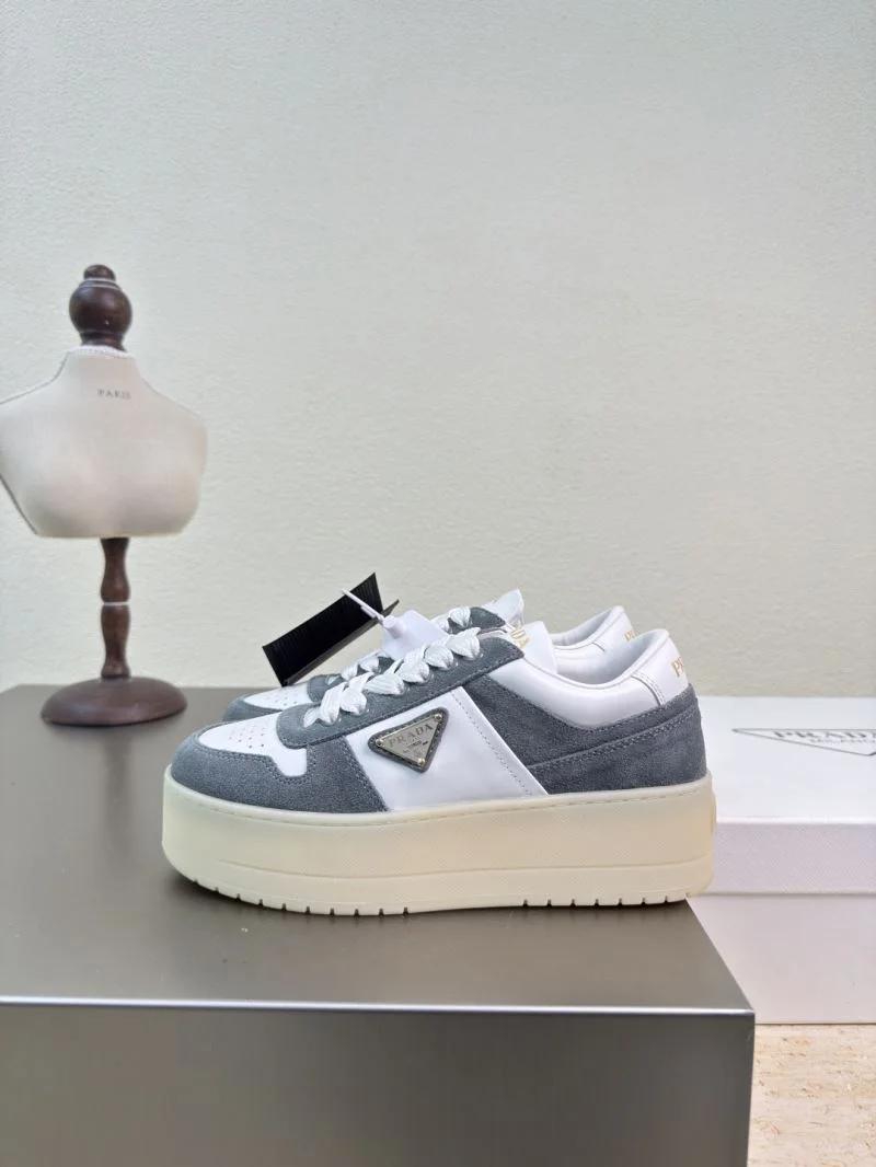SmartChoice Prada Low Shoes 35106