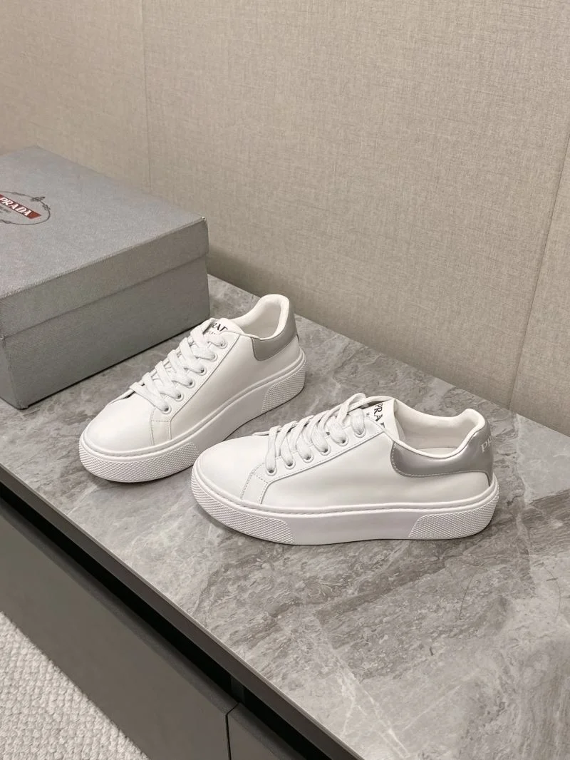 Colorful Prada Low Shoes 35094