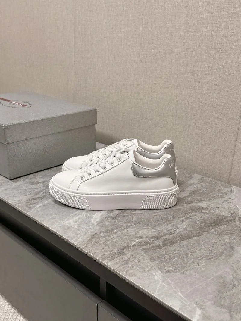 Colorful Prada Low Shoes 35094