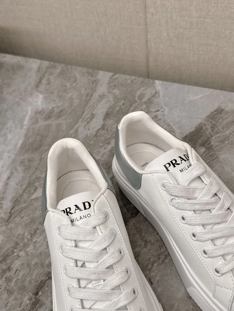 Colorful Prada Low Shoes 35094