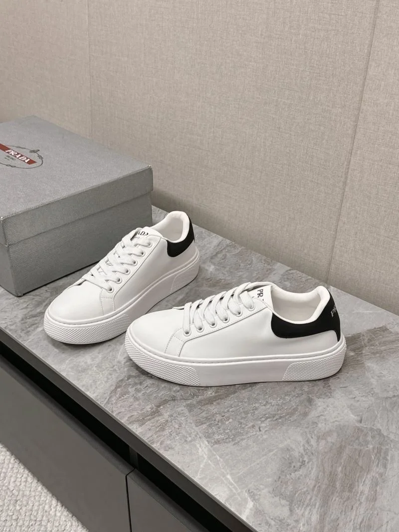 TechFriendly Prada Low Shoes 35089