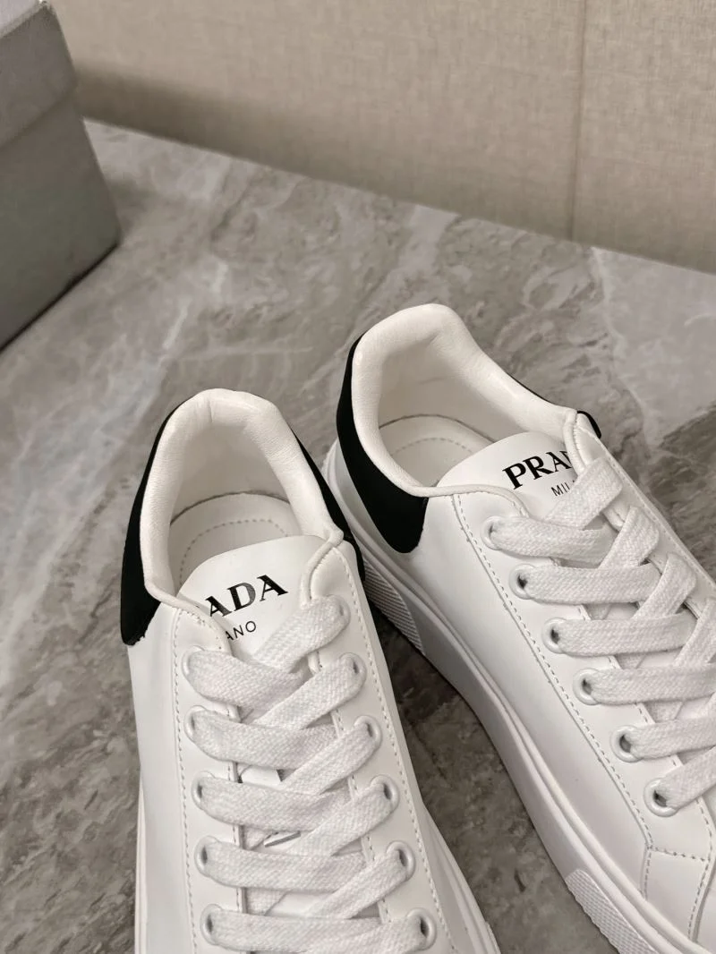 TechFriendly Prada Low Shoes 35089