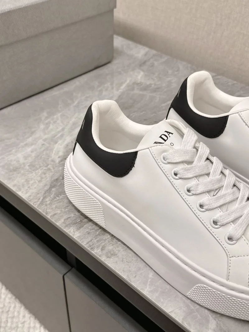 TechFriendly Prada Low Shoes 35089