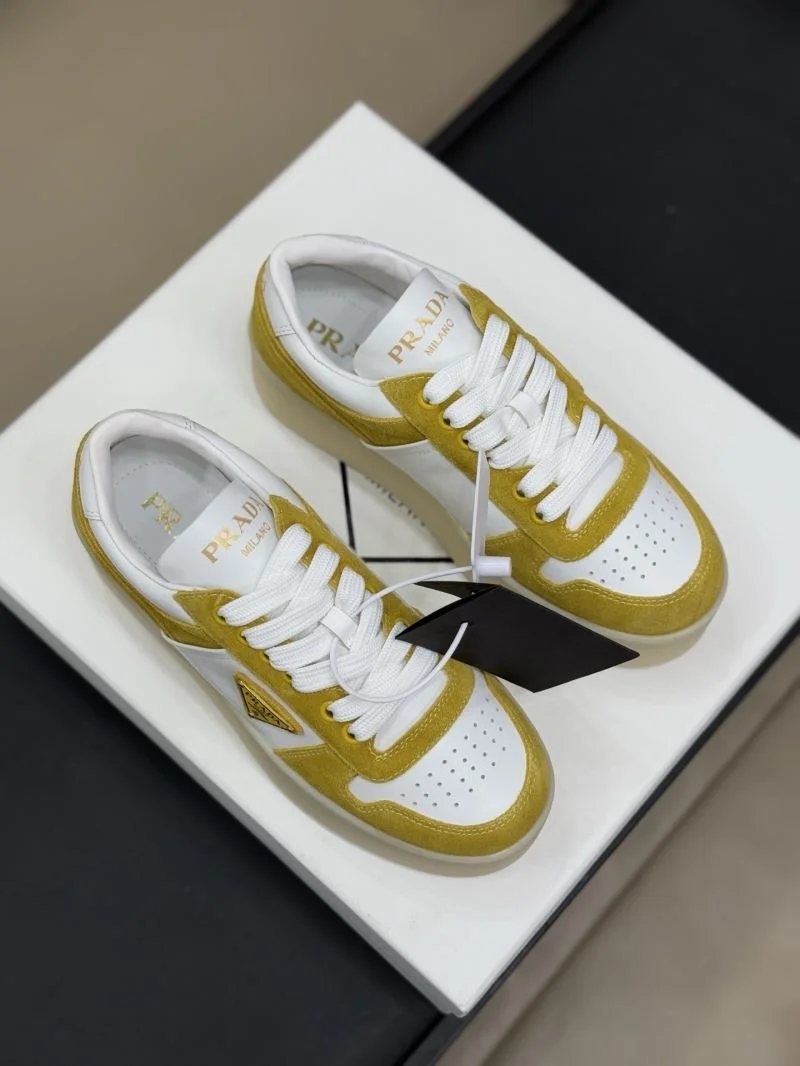 Prada Low Shoes Unique 35064