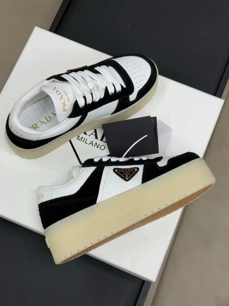 Comfortable Prada Low Shoes 35068