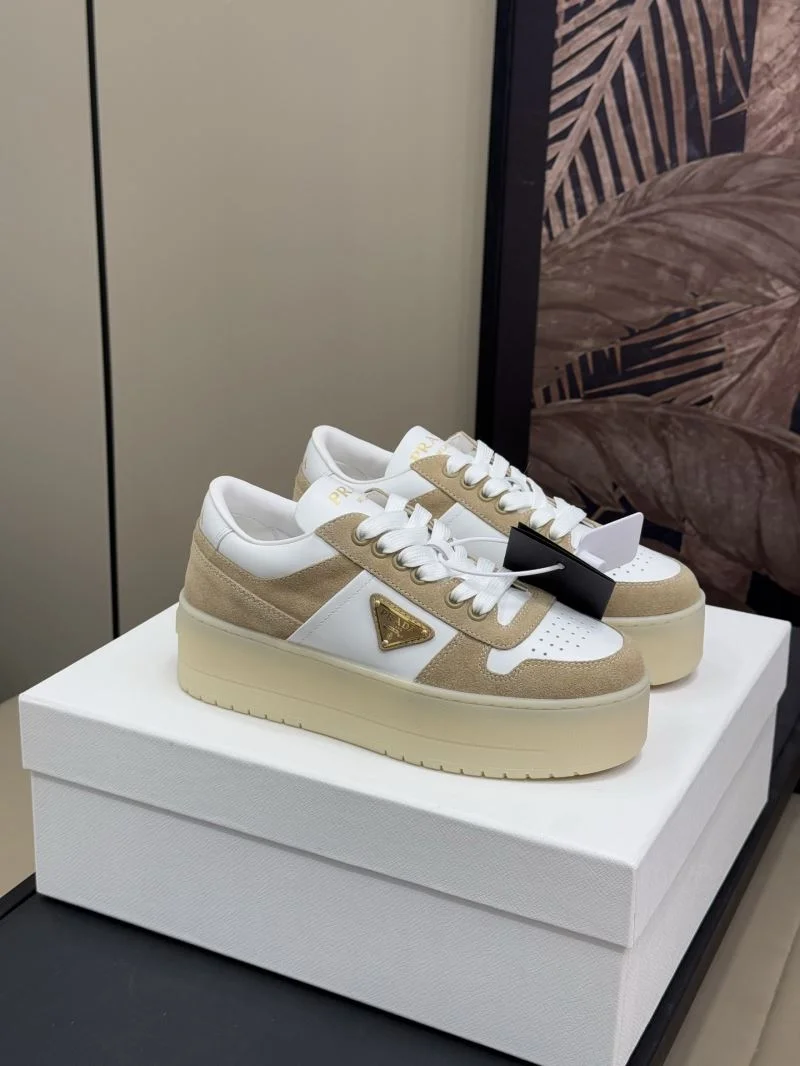 Unisex Prada Low Shoes 35066