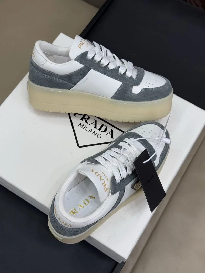 Prada Low Shoes Sporty 35073