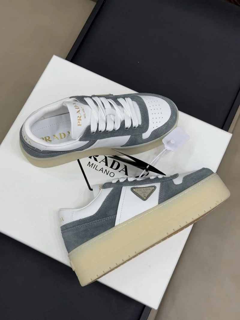 Prada Low Shoes Sporty 35073