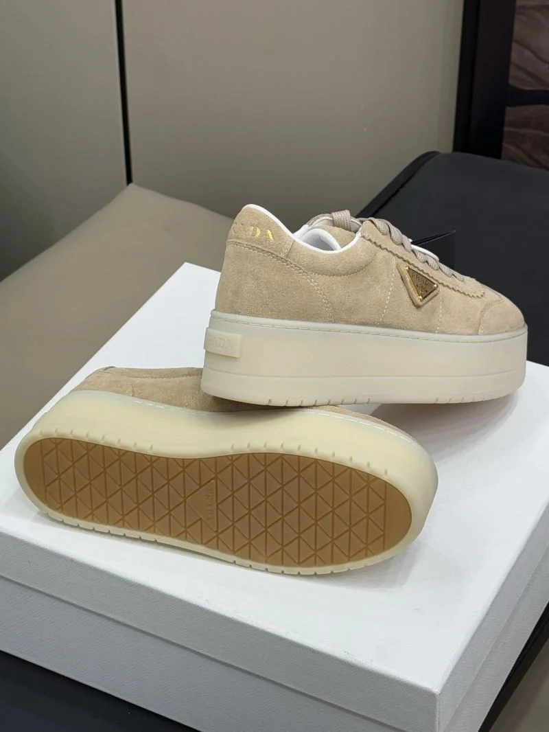 StreetReady Prada Low Shoes 35071