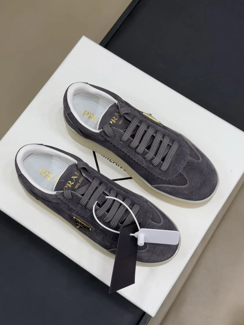 Prada Low Shoes Breathable 35067