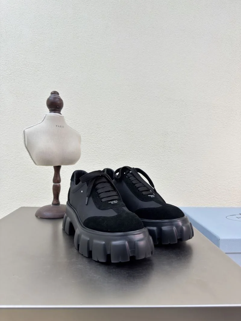 Prada Low Shoes Flexible 35087
