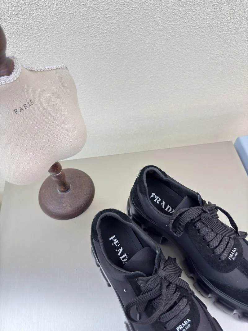 Prada Low Shoes Flexible 35087