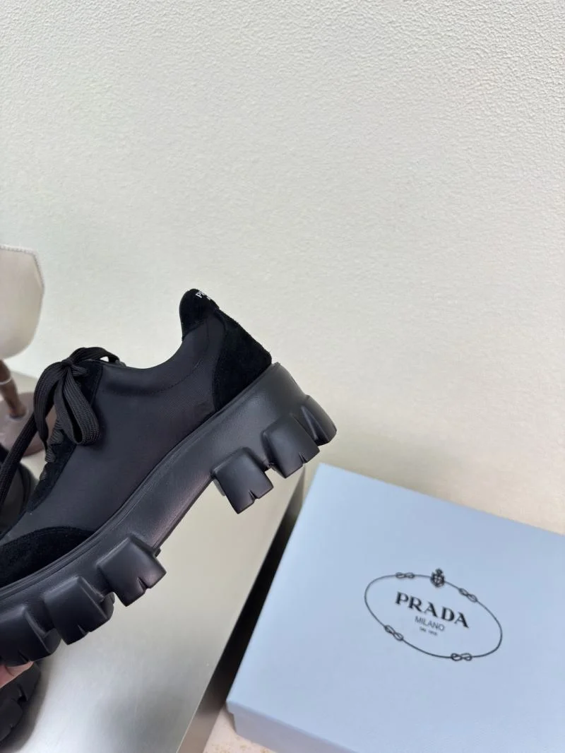 Prada Low Shoes Flexible 35087