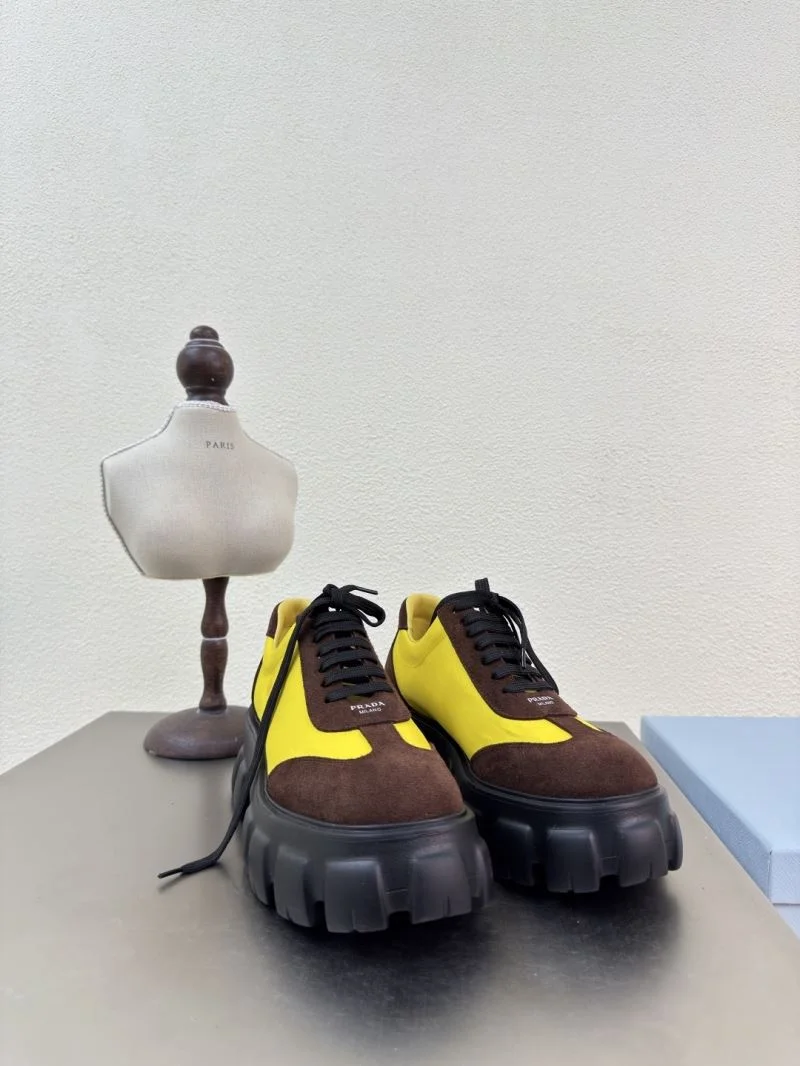 Prada Low Shoes Lightweight 35079