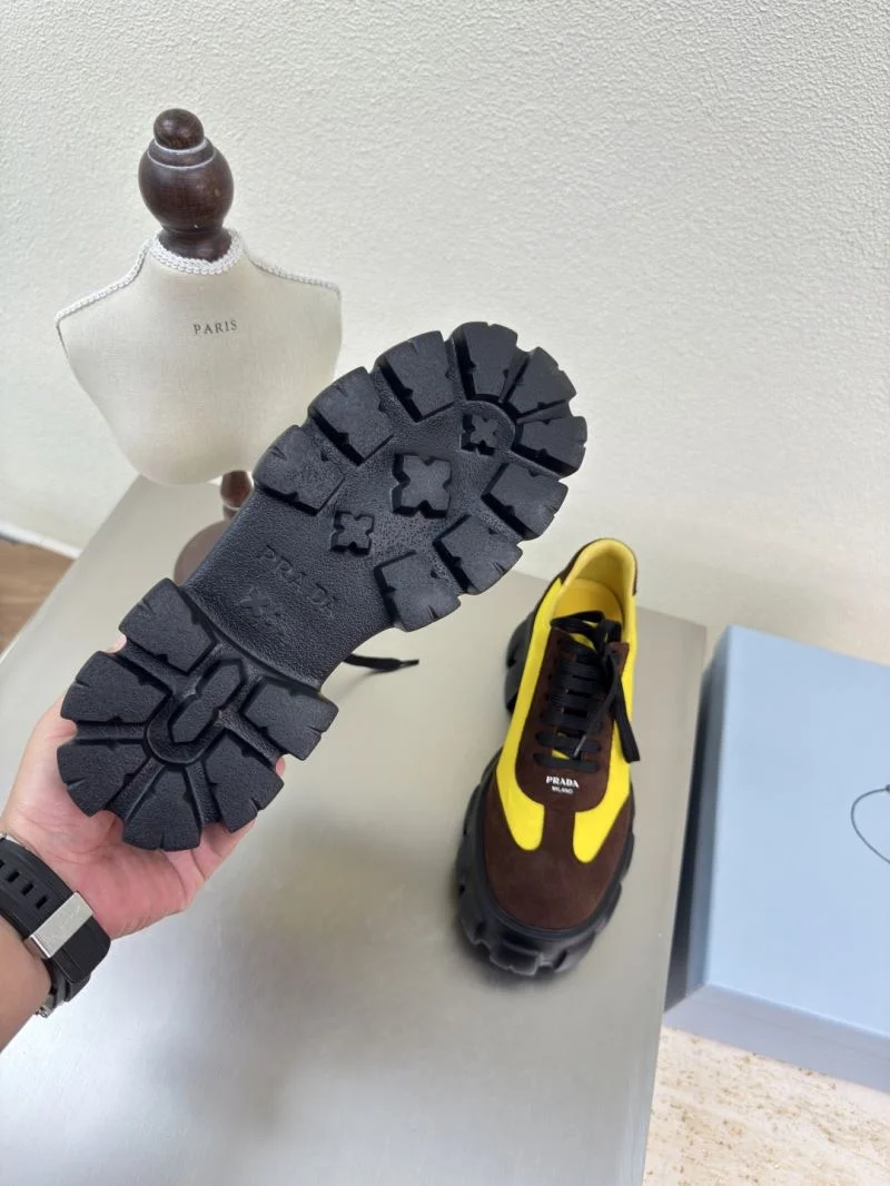 Prada Low Shoes Lightweight 35079