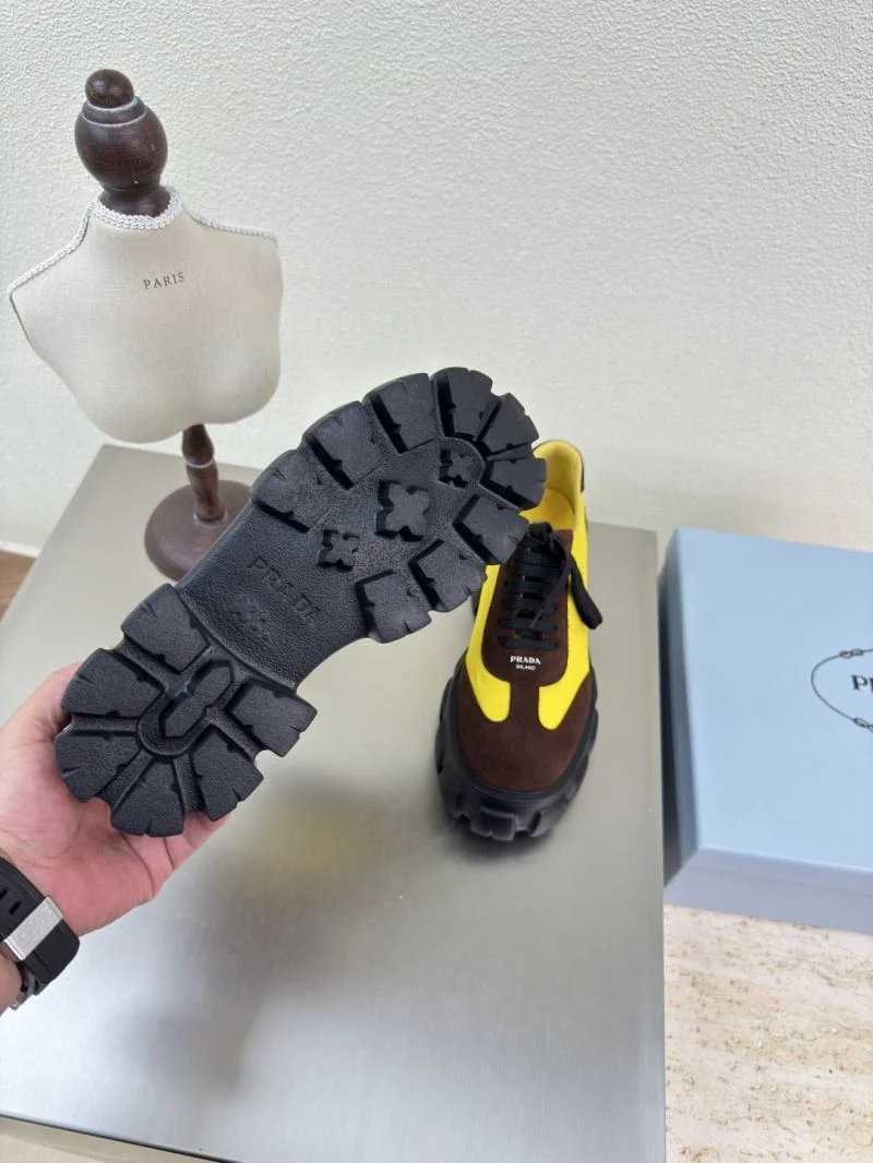 Prada Low Shoes Lightweight 35079