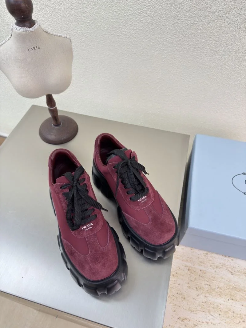 Prada Low Shoes Breathable 35062