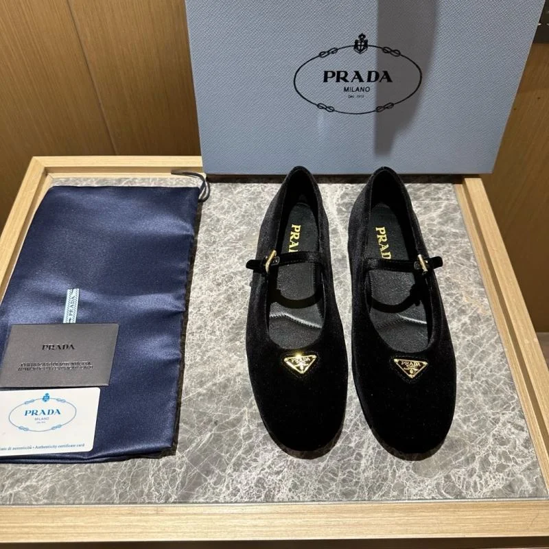Upgraded Prada Low Shoes 34829