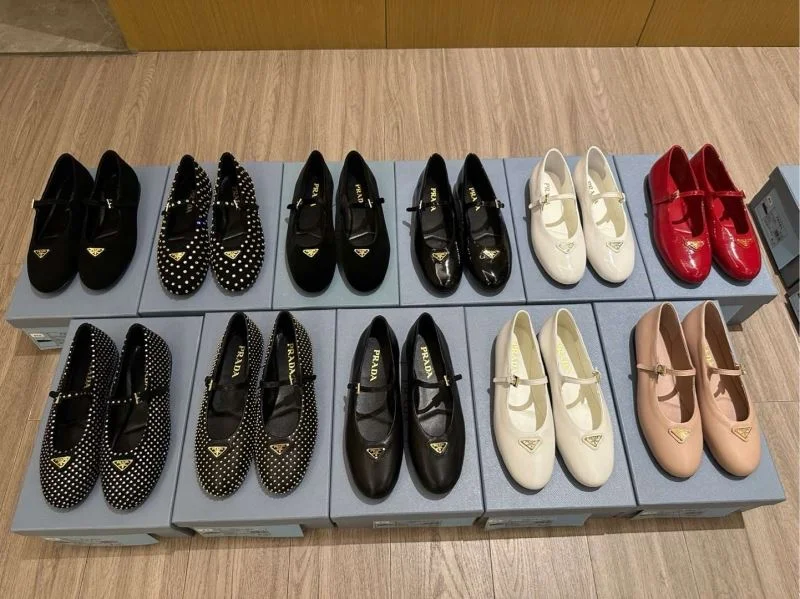 Prada Low Shoes MoistureWicking 34844