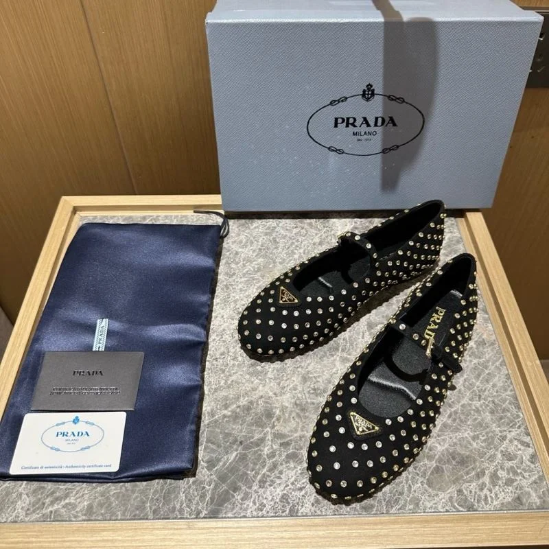 Prada Low Shoes GoodFit 34845